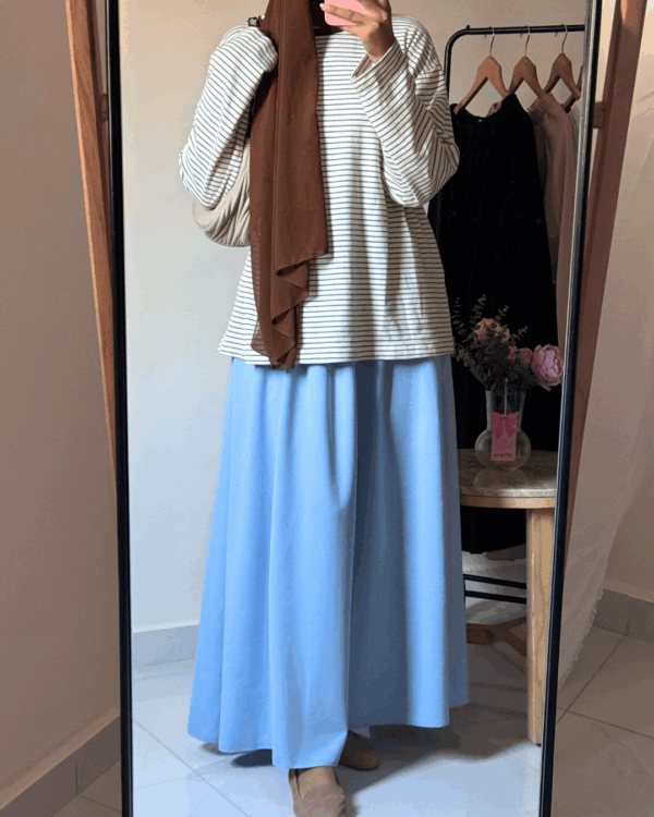 3 Sara Scuba Skirt – Baby Blue