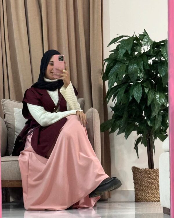 Farida Trench Vest (Curvy) – Burgundy