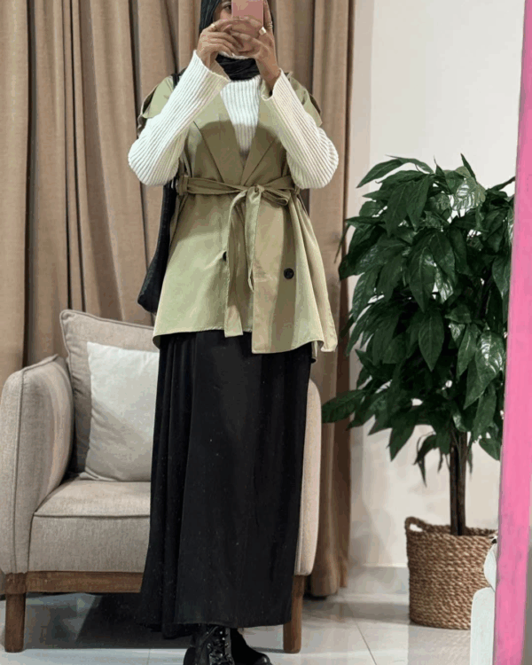 Nilly Satin Skirt – Black