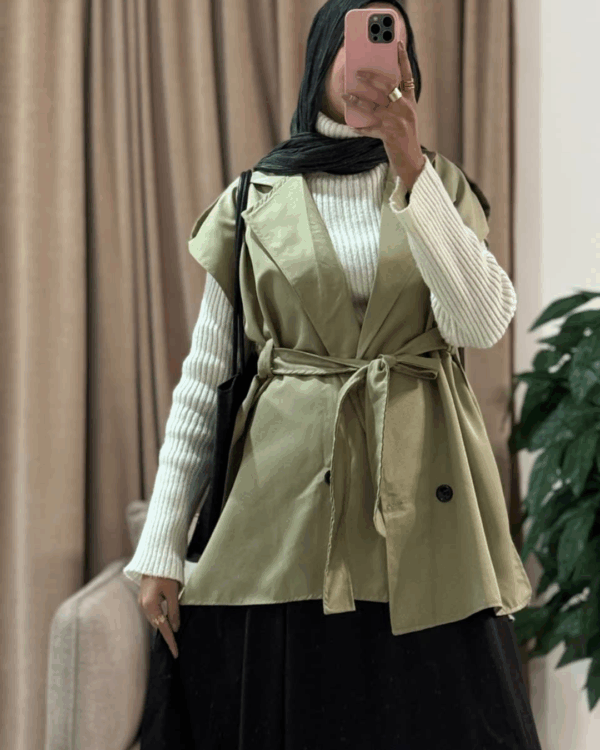 Farida Trench Vest (Curvy) – Beige