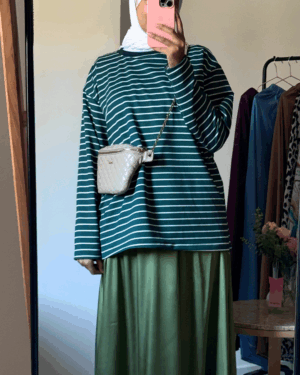 Sutur Green Shirt