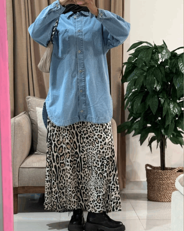 Nilly Satin Skirt (Curvy) - Brown Tiger Print