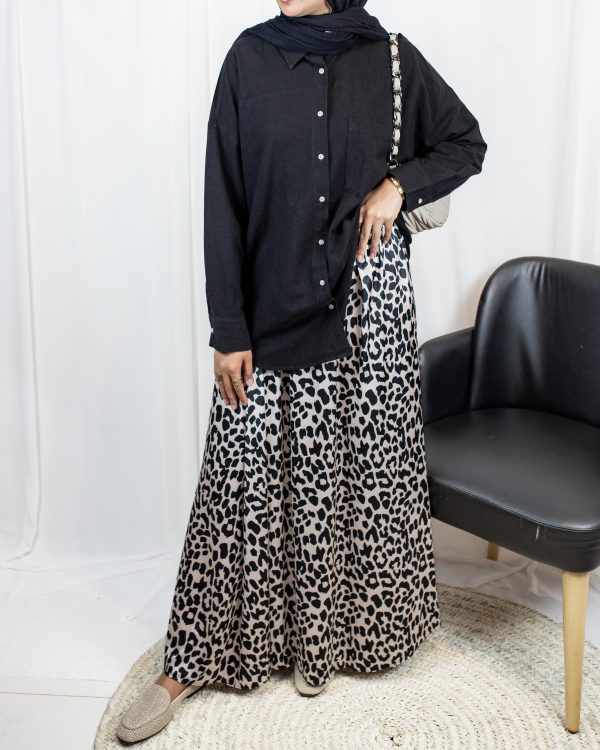 Tiger black 6 Nilly Satin Skirt – Animal Print