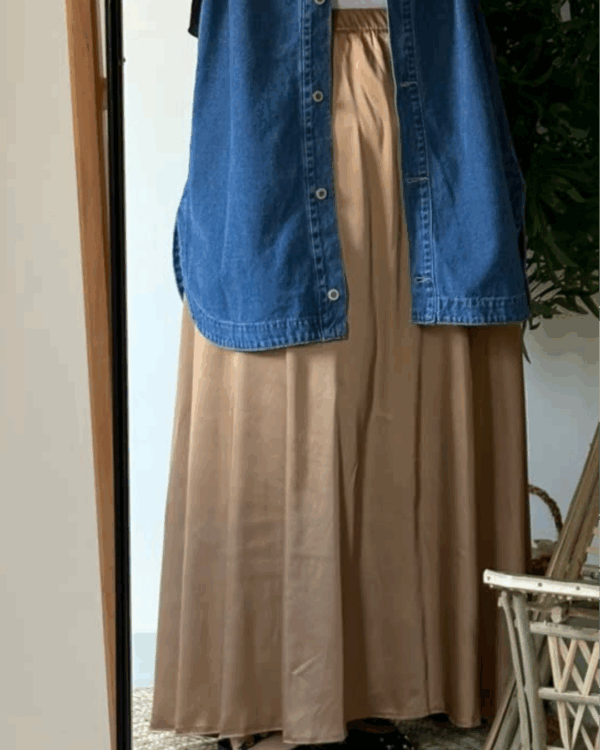 Nilly Satin Skirt (Curvy) – Golden