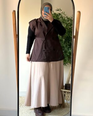 Sara Rosaline Skirt (Curvy) – Beige