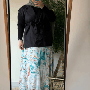 Nilly Satin Skirt (Curvy) – Sea Print