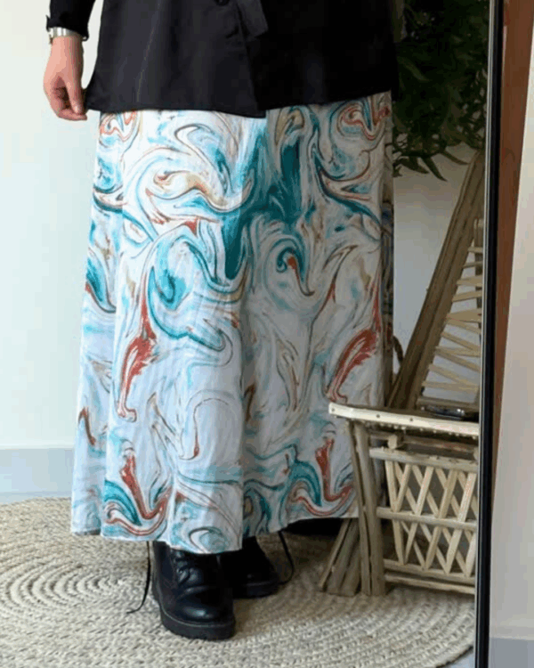 Nilly Satin Skirt (Curvy) – Sea Print