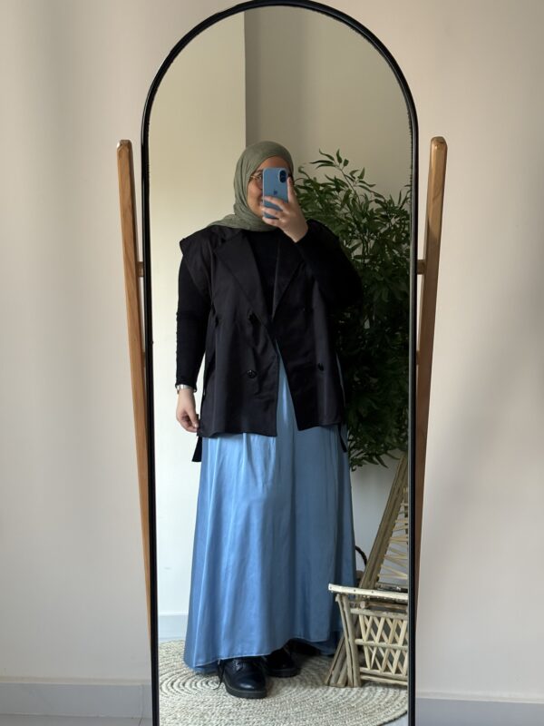 Nilly Satin Skirt (Curvy) – Baby Blue