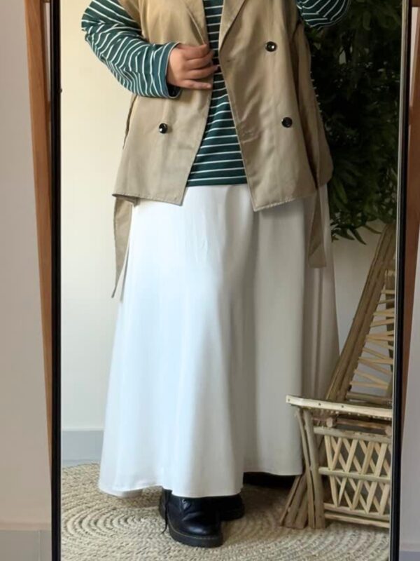 Rosaline_white_skirt4